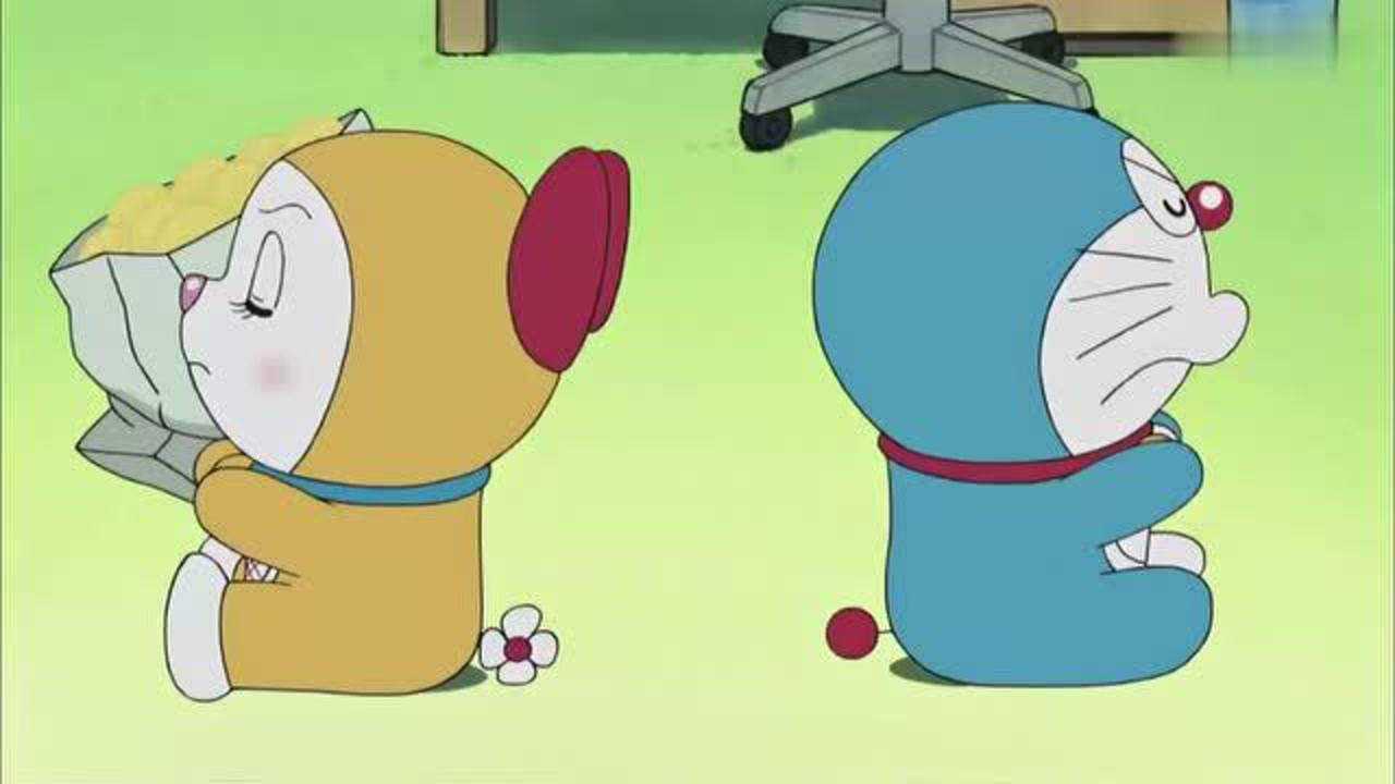 哆啦a梦哆啦a梦因为菠萝包跟多啦美吵起来多啦美被气走了