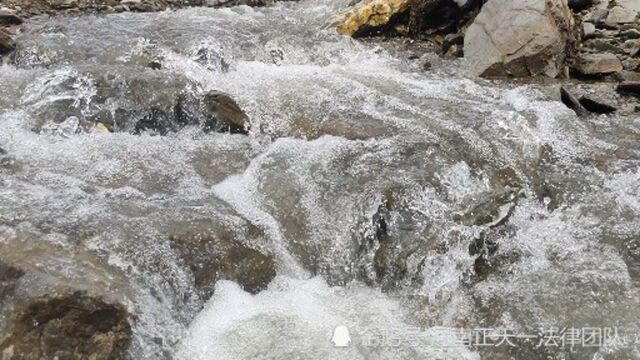 天然流水声让耳朵沉醉