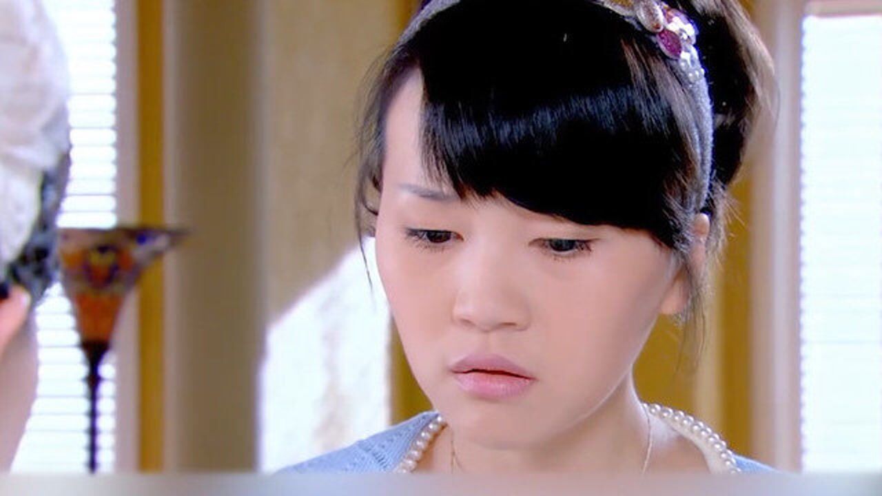 《烽火佳人》第41集:黎绍峰请沈之沛成全婚事,沈之沛想杜家为战争买单