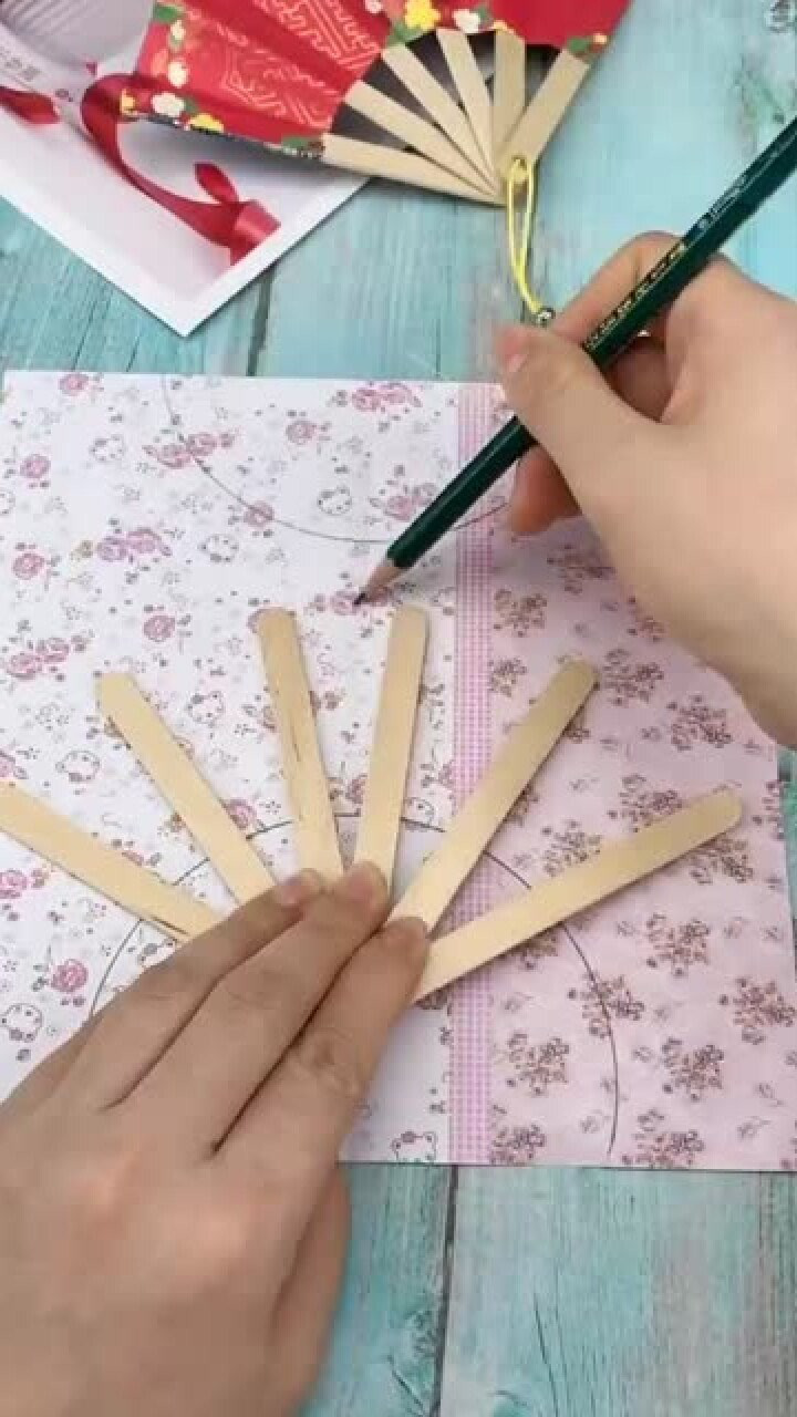 手工创意DIY,制作古风扇子,制作过程简单,做一把送给宝宝吧!_高清1080P在线观看平台_腾讯视频