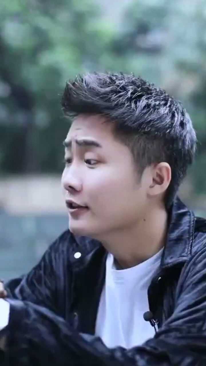 希望你们也有这种令人感动到哭泣的女朋友情侣小狸牙