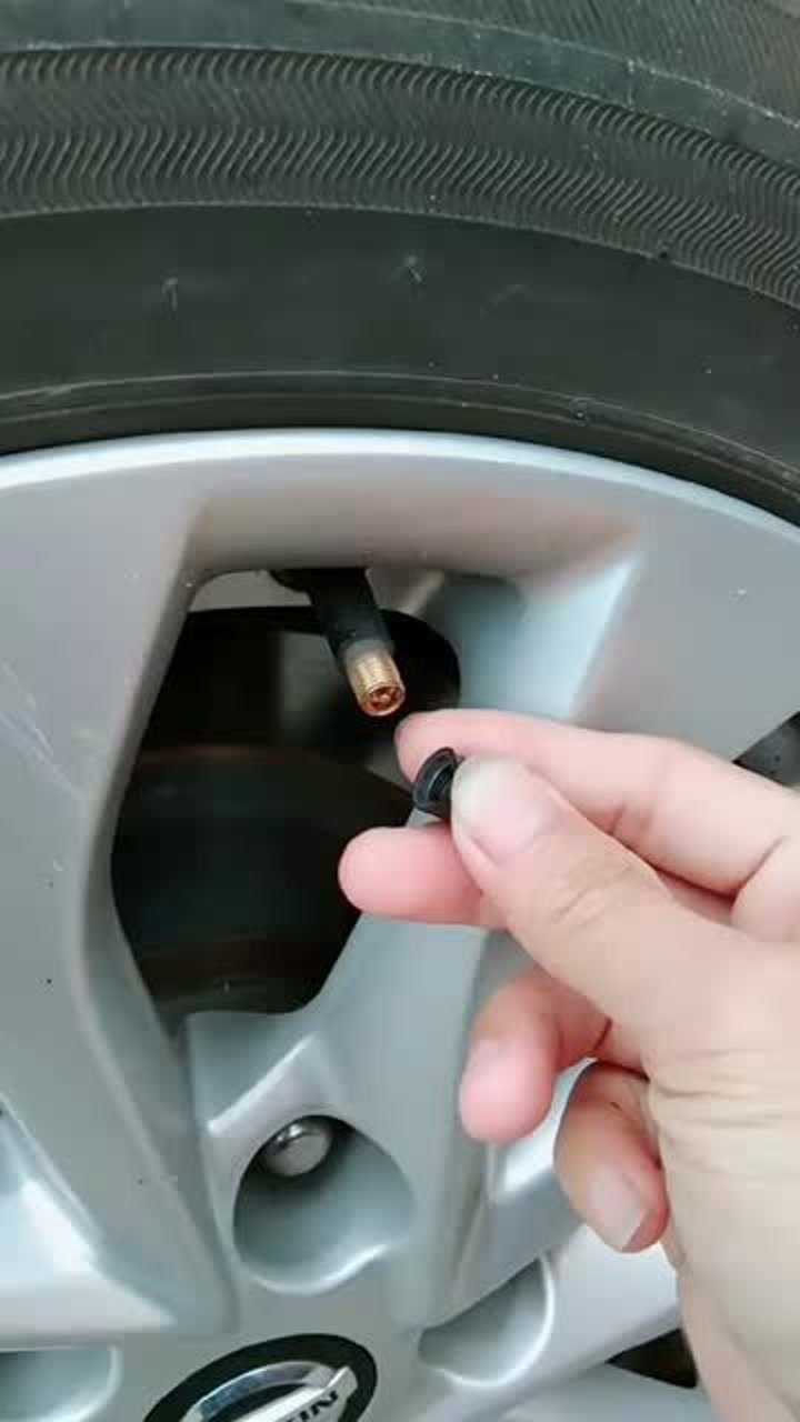 气嘴盖的真正作用是防止气门芯掉出来,害我一直以为是防止漏气,真傻