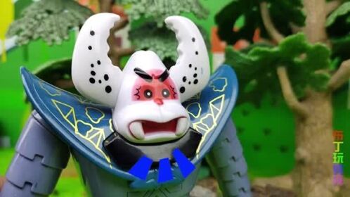 小猪佩奇和怪兽哥哥出去玩遇到了蝎子精怪兽会不会保护佩奇呢