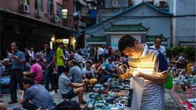 南京神秘鬼市,凌晨开张,天亮就消失,交易要遵守三不问