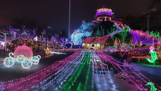 双节出游看灯展,到底有多炫酷、多奇幻?据说看过的人又去看一遍