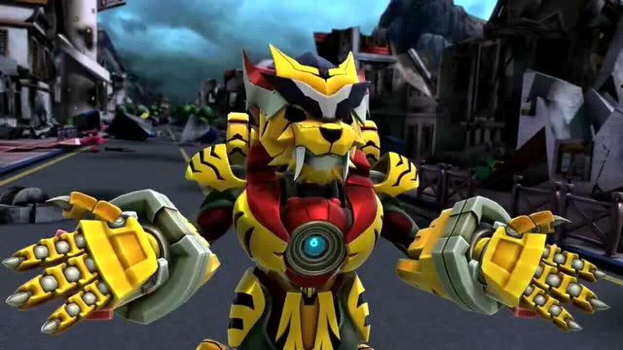 猪猪侠超人强变成邪恶的石甲熊小猪猪打的真费劲