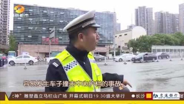 人民路浏阳河桥屡发事故 桥梁护栏太脆弱 中队长提出整改方案!