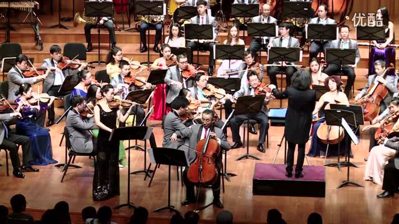 小提琴演奏家田雪和大提琴尤耀文国家大剧院演绎你鼓舞了我