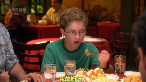 外国人第一次吃到中国美食的样子，简直就像没见过世面的农村人！太搞笑了！