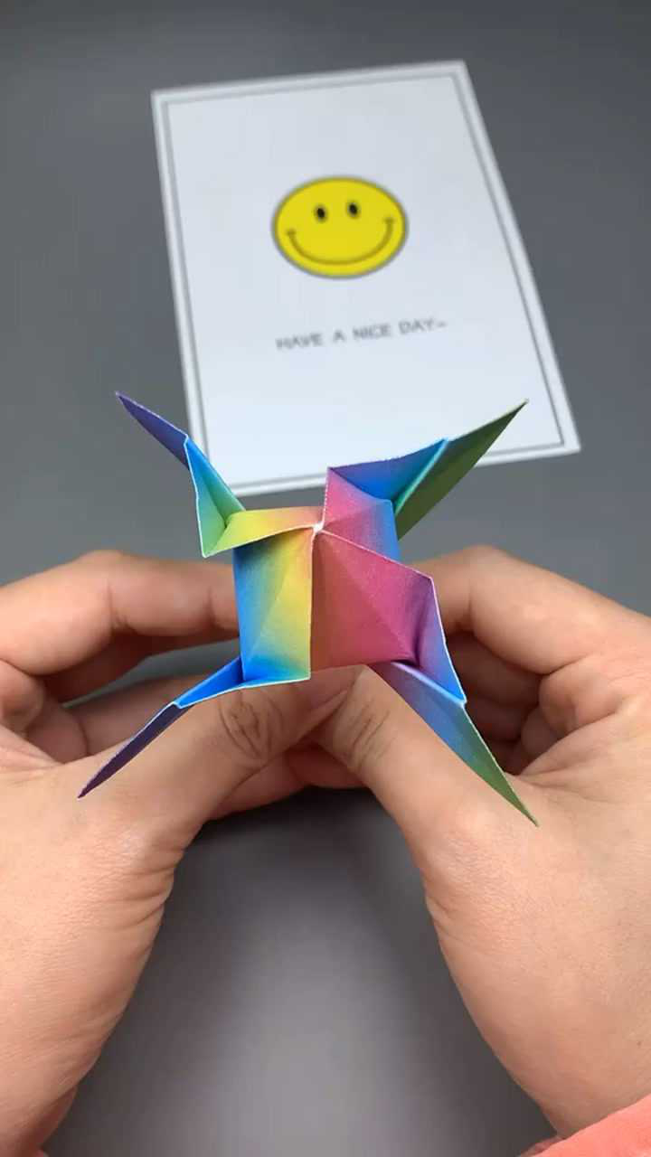 果果手工呀:好玩又好看的转转,一口仙气转个不停