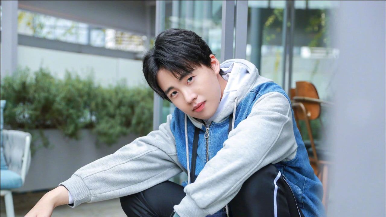 盘点德云斗笑社相声合集郭麒麟继封箱后相声首秀秦霄贤张鹤伦返场唱歌