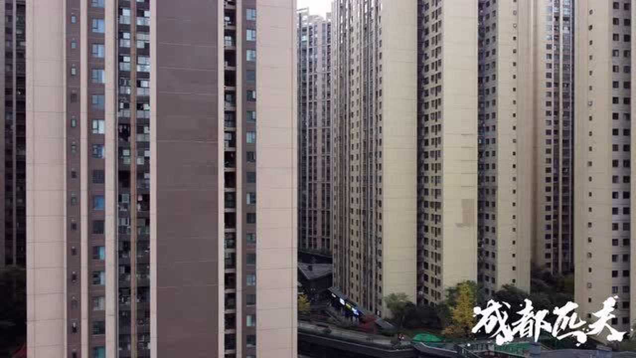 天府新区容积率50的最密小区楼间距也太小了吧太古里式底商