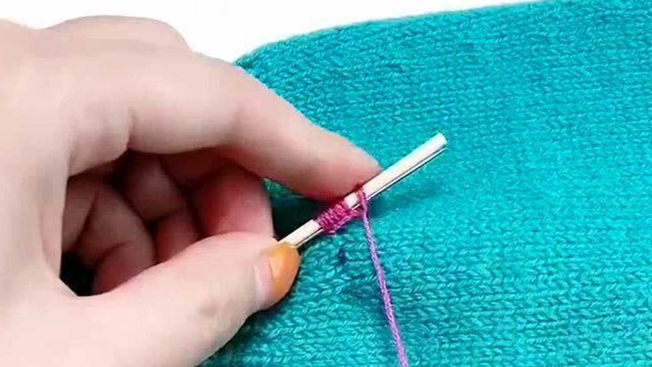 毛衣破洞教你这样补,这针法真的很厉害,锦上添花啊_腾讯视频