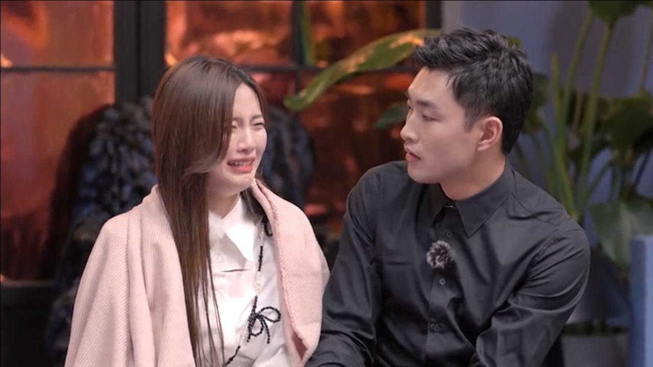 王彦霖李一桐上演情景剧,剧情甜度超标,这是什么宝藏男孩