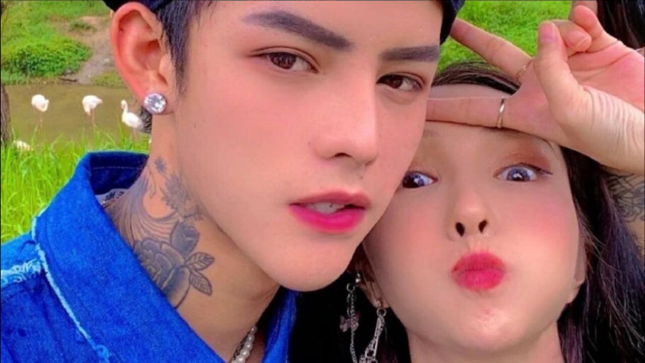 殷世航何婧婧和好了?两人开豪车出门被偶遇,网友:比套路璐顺眼多了