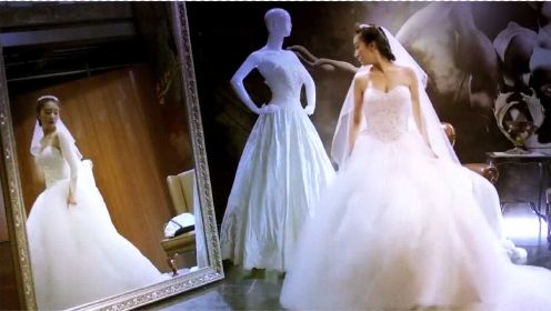 恐怖片：新娘误入诡异婚纱店，偷穿被诅咒的婚纱，结果被囚禁婚纱店三年