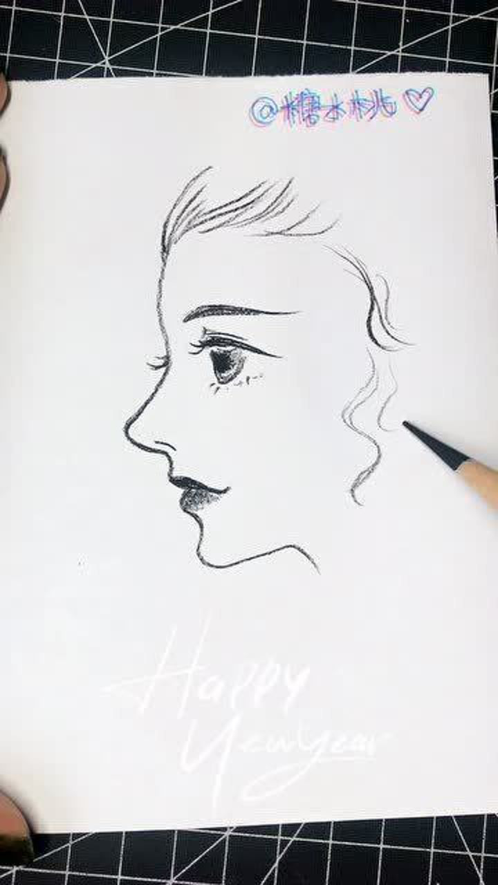 一笔画出女生侧脸轮廓