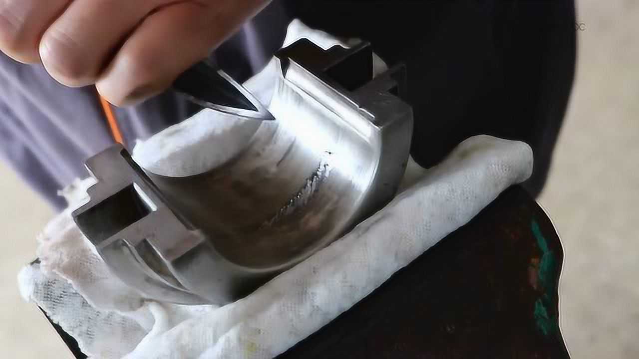 [2.3.4]--轴瓦的刮削(1)