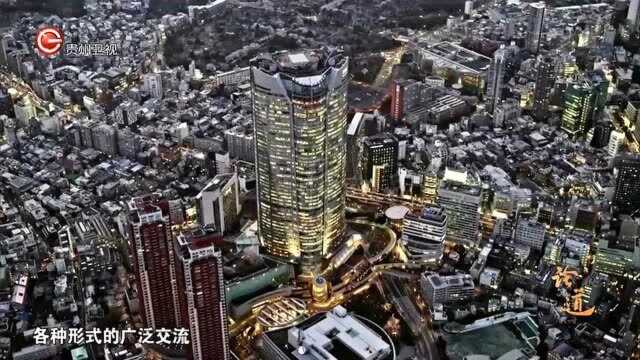 中日两国要正确的看待历史,要推动中日之间民间交流丨论道