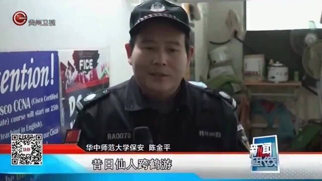 高手在民间,58岁保安三十年内写诗超五千首,看完敬佩不已