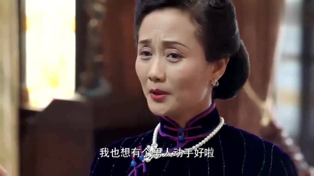 小楼又东风:厨房传来女人的声音,总裁赶到厨房,做饭还得男人来!