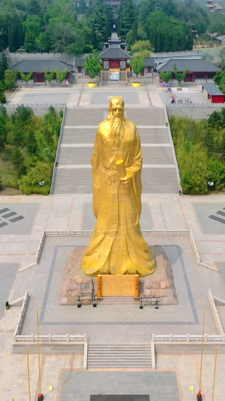 函谷关老子圣像高28米,重60吨,为紫铜锻造贴金,总投资2588万元!