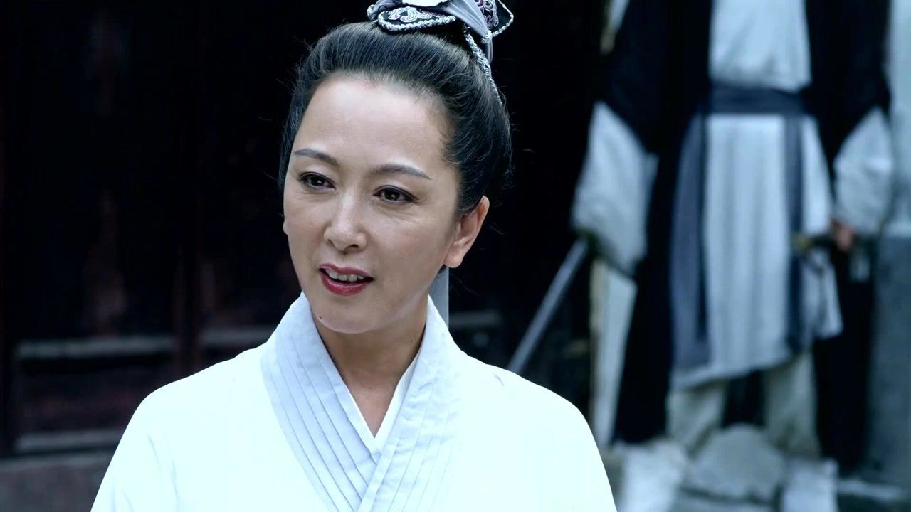 武当一剑牟沧浪逼迫师太传信给蓝水灵姐弟要他们立刻返回武当