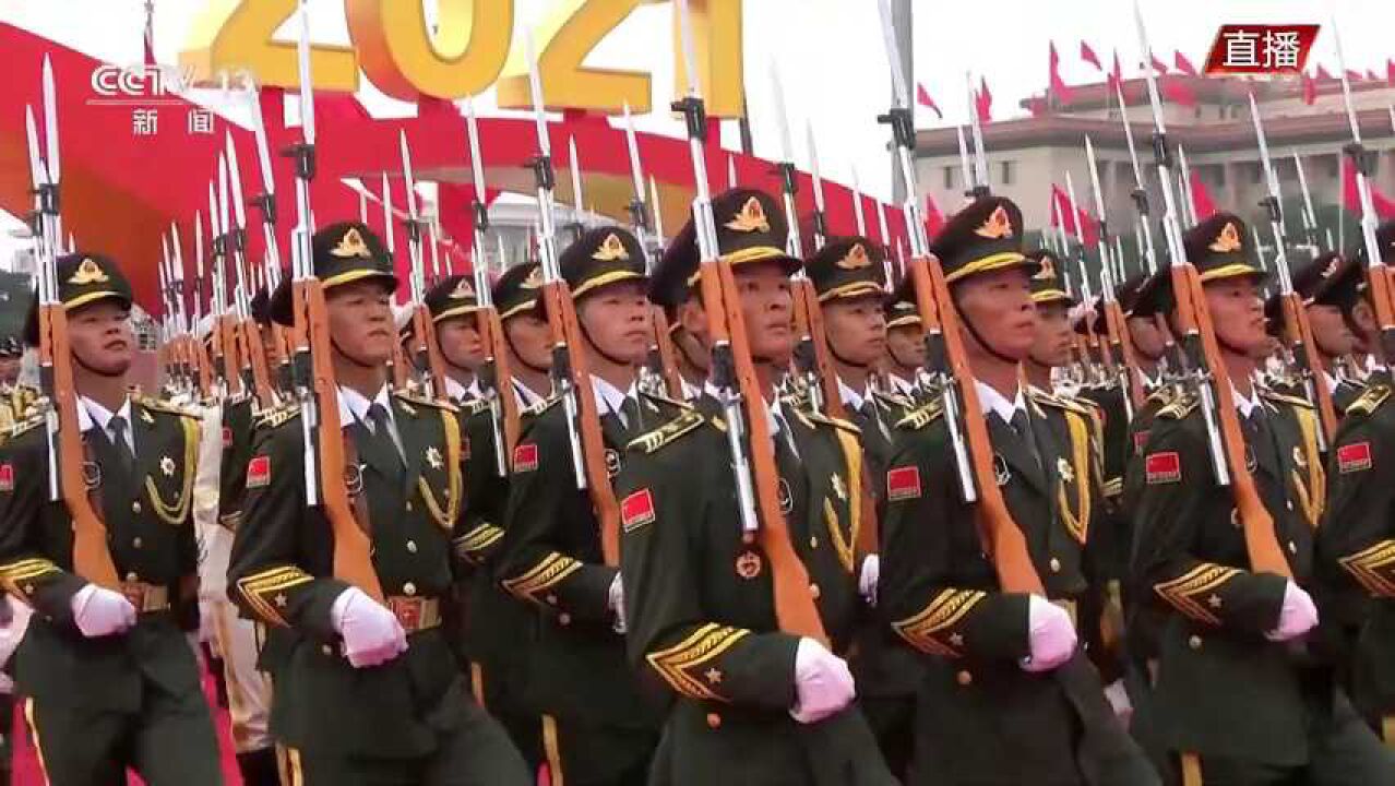 礼兵伴随百响礼炮走过红毯现场这段视频不需要BGM！_高清1080P在线观看平台_腾讯视频