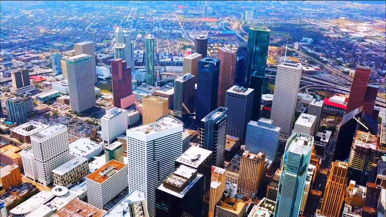 航拍休斯顿,美国第四大城市,跟成都相比,谁的实力更强?_腾讯视频