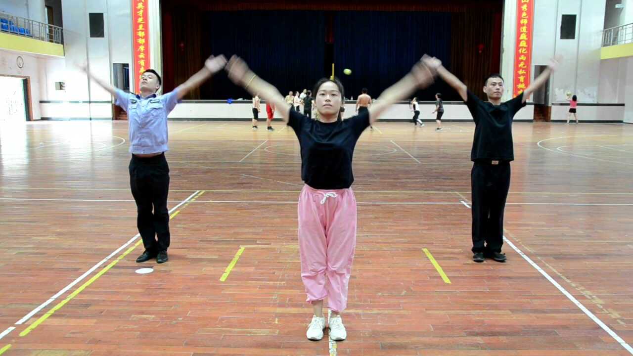 第九套广播体操(三人)