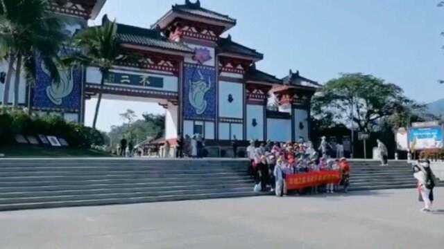 走遍中国,今天来到了海南岛南山寺