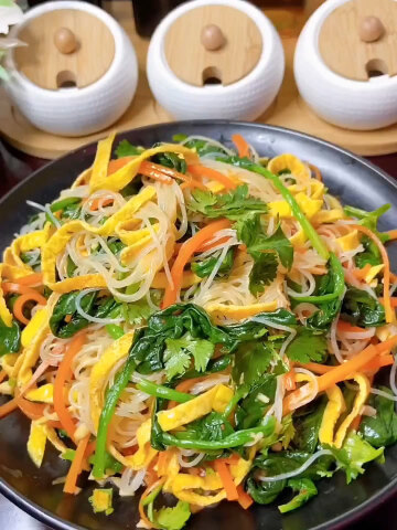 凉拌粉丝菠菜飞龙拌粉丝