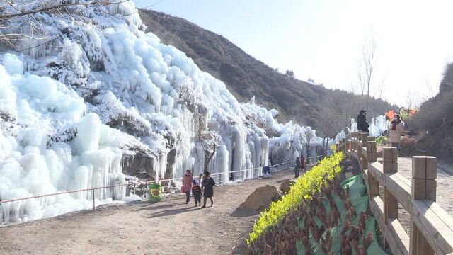 寻觅“冰雪奇缘”!云瀑沟上演冰瀑奇观