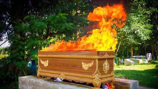 火葬或将被淘汰中国引进新的入殓技术看完大家能接受吗