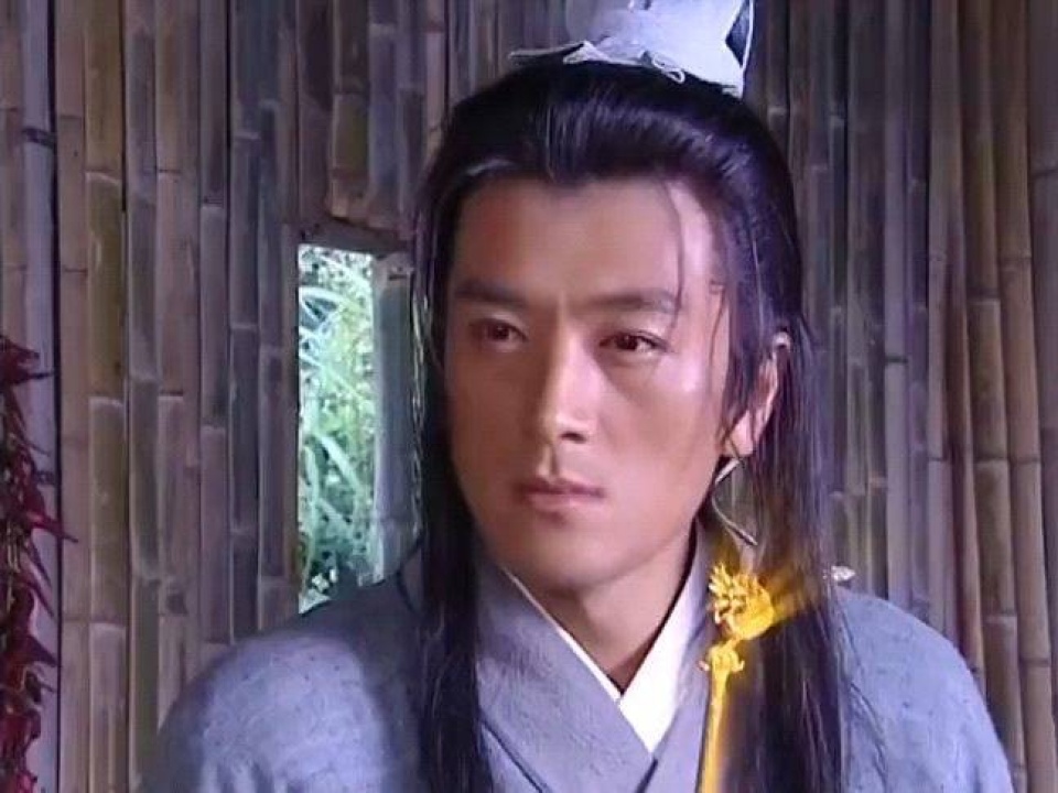 《天仙配》在槐树精的帮助下,董永终于恢复记忆,一下晕了过去