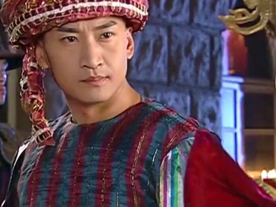 影视:尔康被慕沙从后门放走了,而紫薇却还等着婚礼进行呢