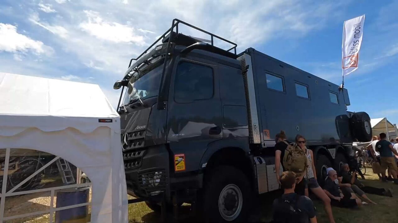 2022房车展bliss mobil 探险露营房车6x6_腾讯视频