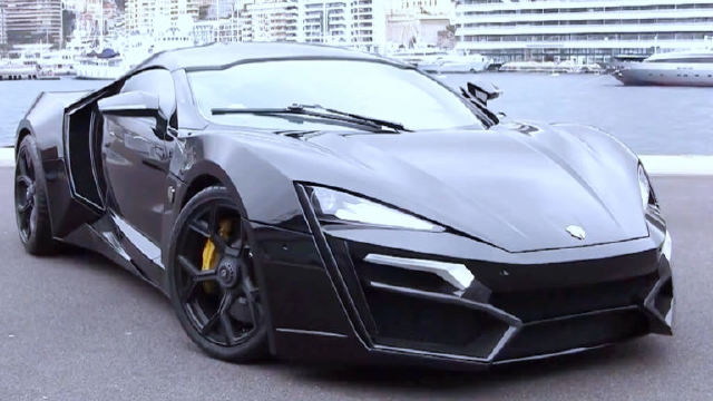 传说中的狼崽莱肯超跑,全球限量7台,一个大灯就能换一台劳斯莱斯!