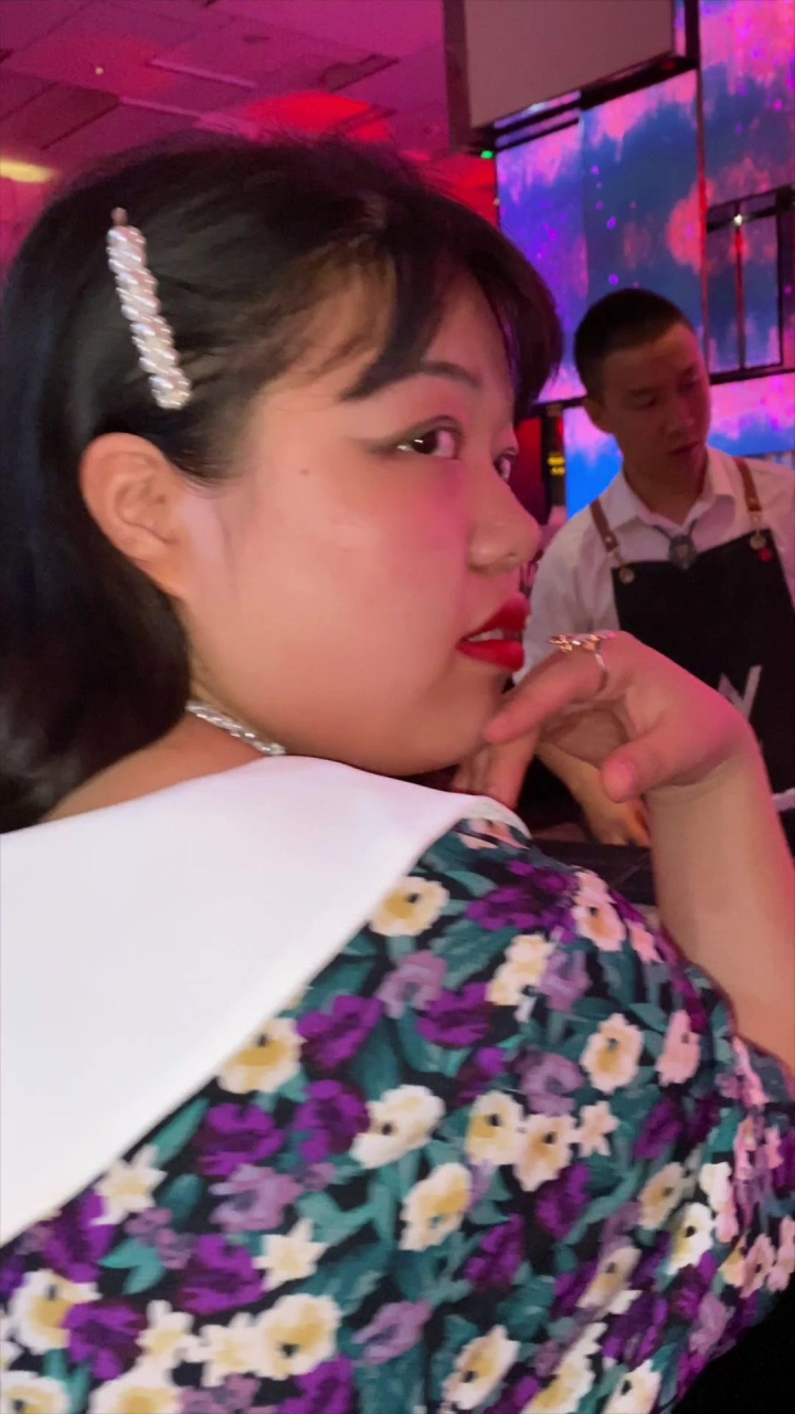 名媛厚本深夜为何突然消失? _腾讯视频