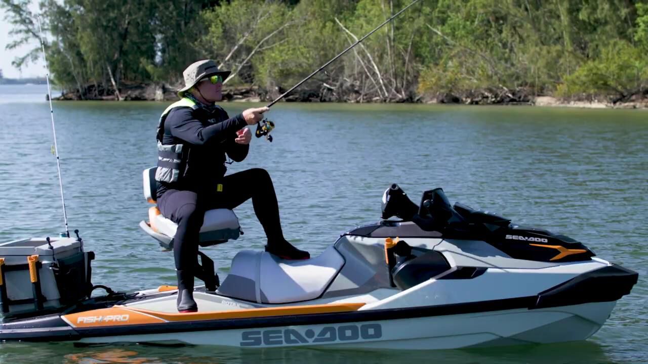 22款 #庞巴迪摩托艇 fish pro 钓鱼艇 | 垂钓者的福利!