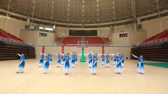 “喜迎二十大 奋进新征程”全盟广场舞线上展演(东乌旗)