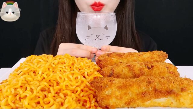 ASMR体验!今天是番茄意大利面拉面和芝士炸猪排