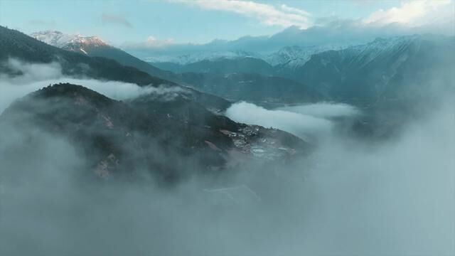 梅里雪山|看到雪山的那一刻,好像与神明有了答案#梅里雪山 #治愈系风景