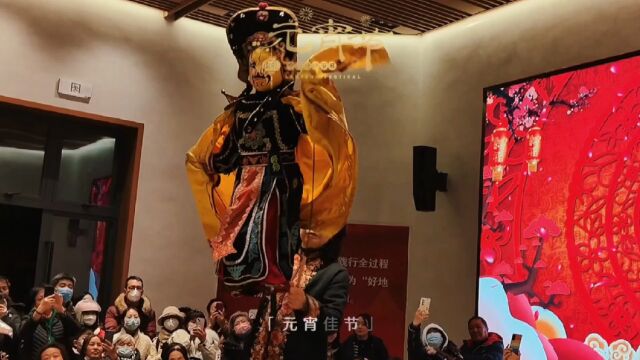 扬州仁丰里小剧场元宵节晚会精彩纷呈,展现了浓郁的国风古韵