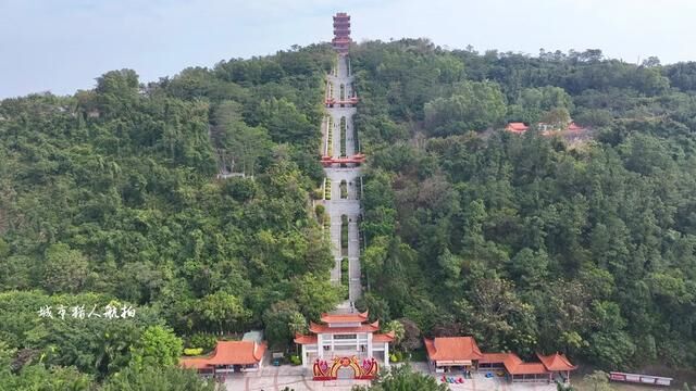 防城港市海拔最高的公园,台阶数不清,站在塔顶可以俯瞰防城港#海滨城市 #防城港 #生态宜居