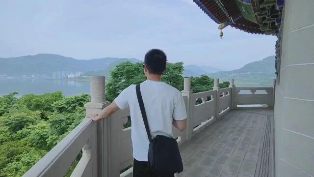 旅游途中览风景