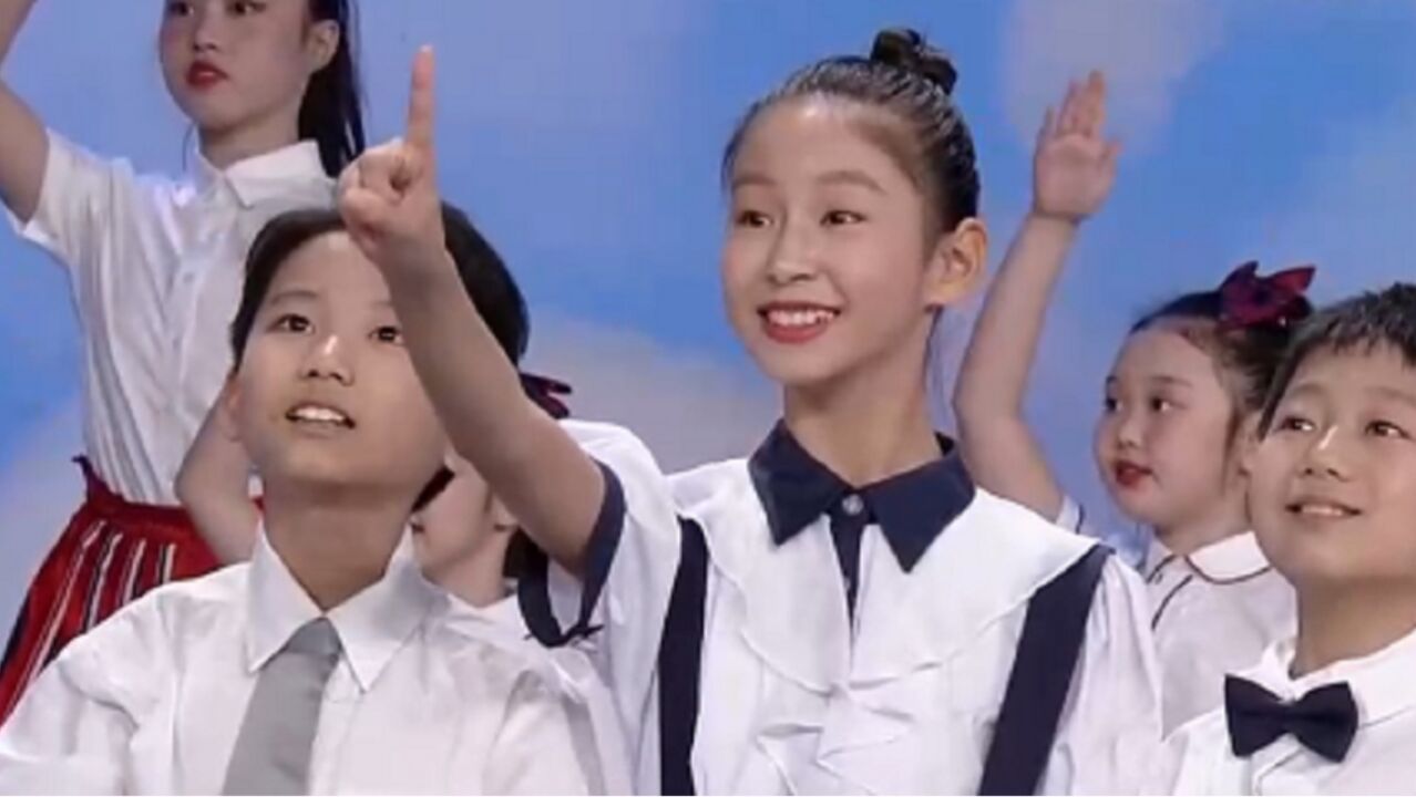 众人合唱《小孩子大梦想》，纯真歌声太治愈，开启一天好心情_腾讯视频