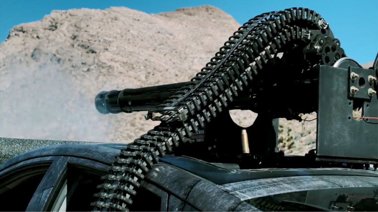 大威力高射速,6管m61"火神"机炮,极限射速7000发,坦克的梦魇