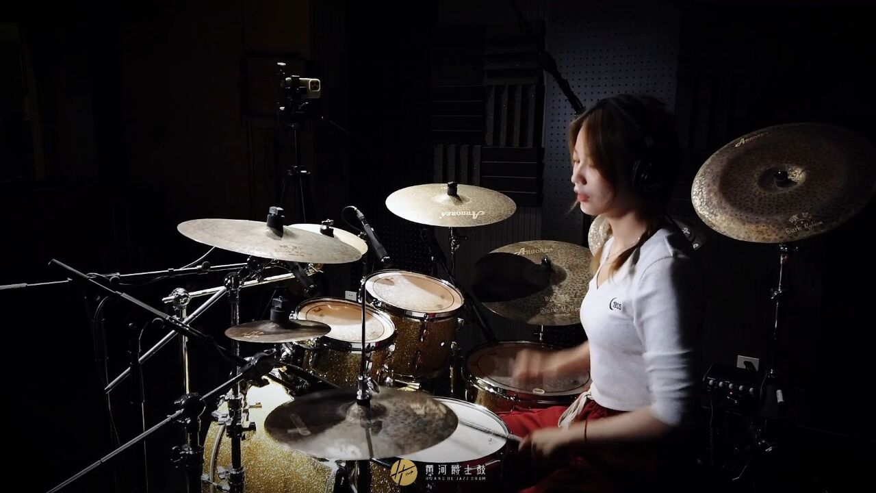 黄河爵士鼓-2023女鼓手演奏视频
