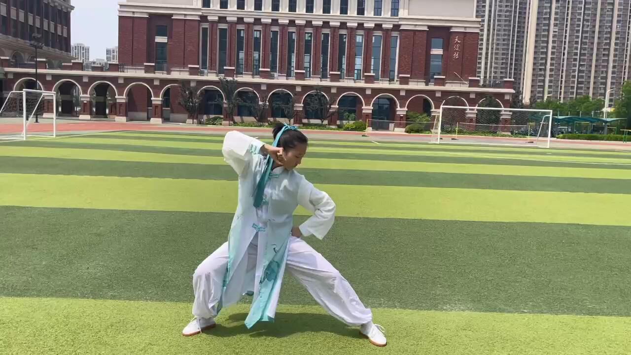 学生太极拳视频_高清1080P在线观看平台_腾讯视频